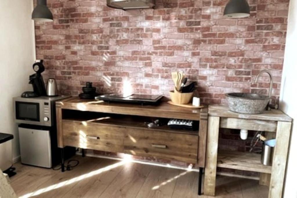 Gezellige Knusse Studio Met Bubbelbad Huizen Dış mekan fotoğraf